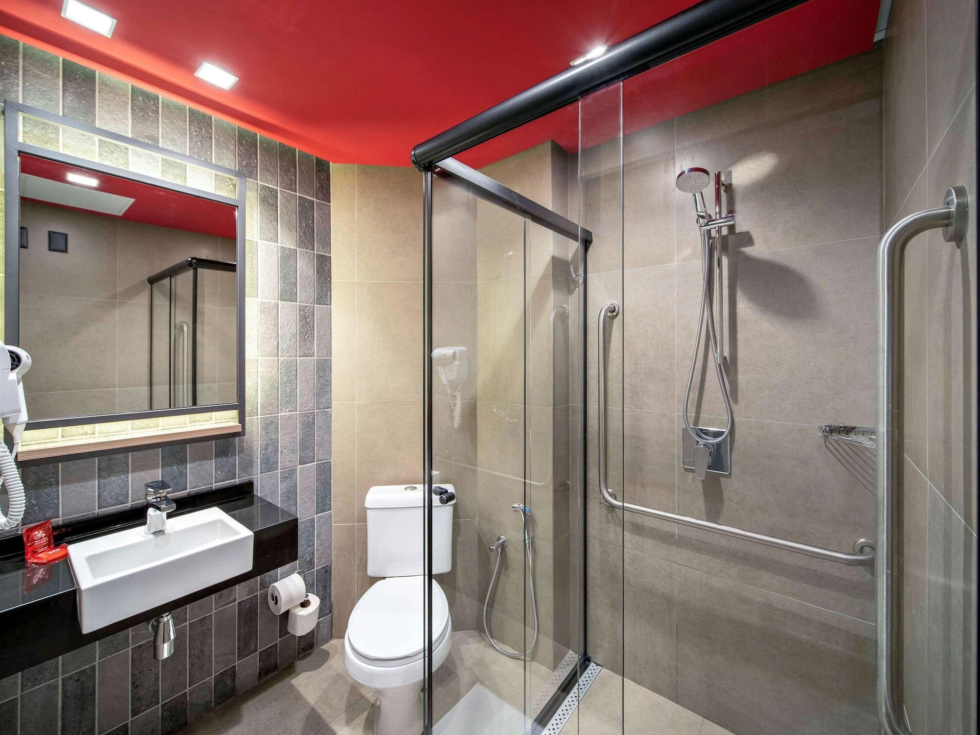 Ibis Curitiba Batel Hotel Luaran gambar