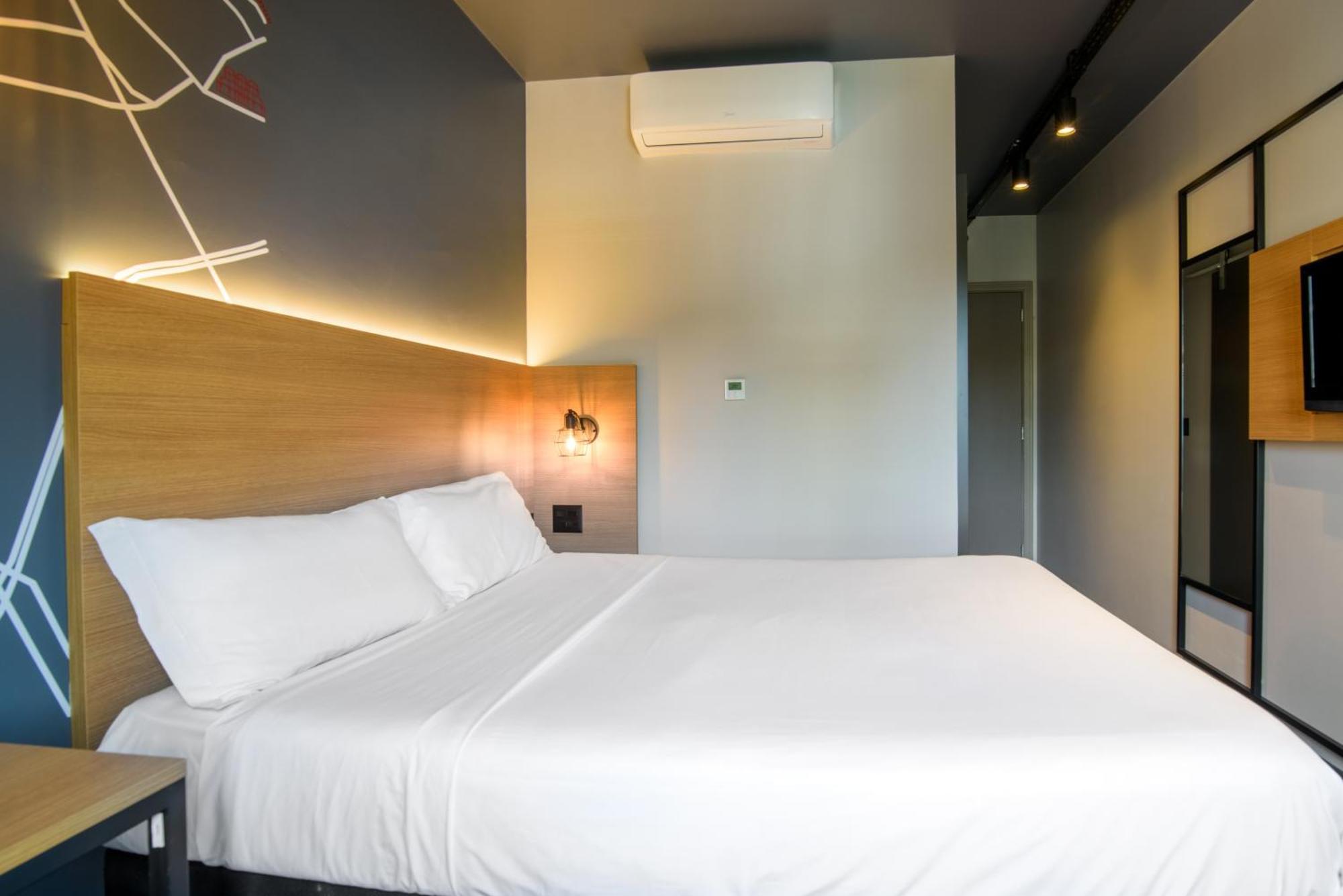 Ibis Curitiba Batel Hotel Luaran gambar