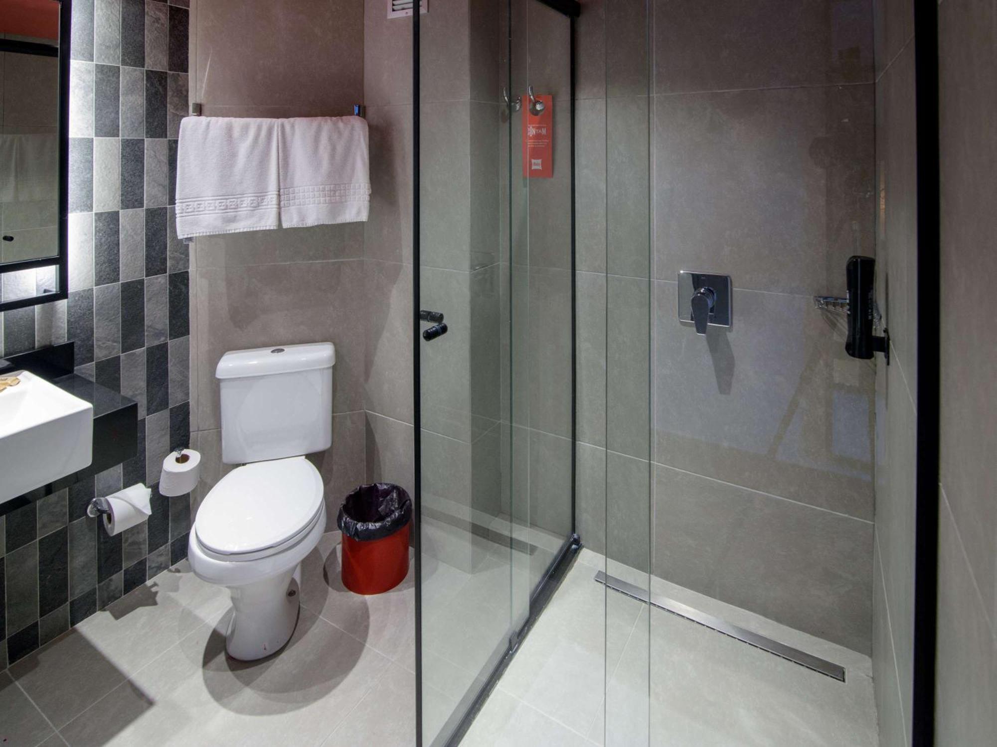 Ibis Curitiba Batel Hotel Luaran gambar